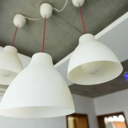 Orangehomes One Bedroom With Fireplace *