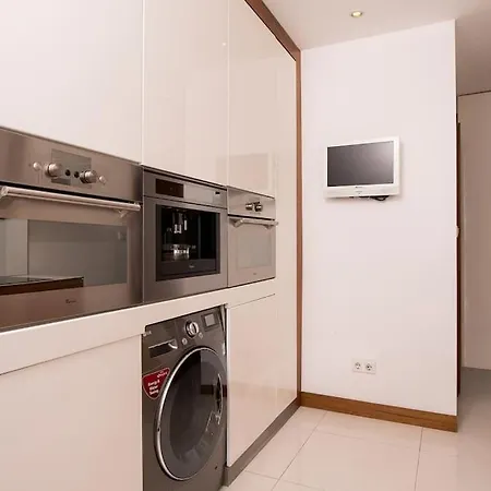 Orangehomes One Bedroom With Fireplace Budapest