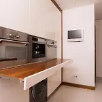 Lägenhet Orangehomes One Bedroom With Fireplace