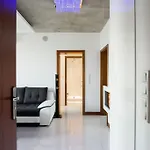 Orangehomes One Bedroom With Fireplace Lägenhet Budapest